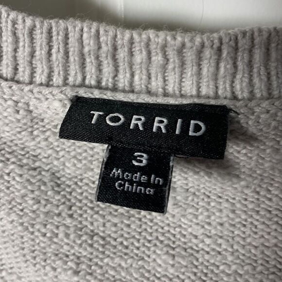 Size 3 gray crewneck lightweight sweater - Picture 1 of 7